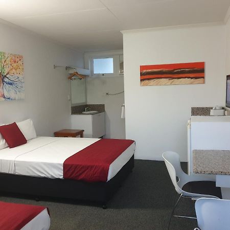 Southern Cross Motel Μπρίσμπεϊν Εξωτερικό φωτογραφία