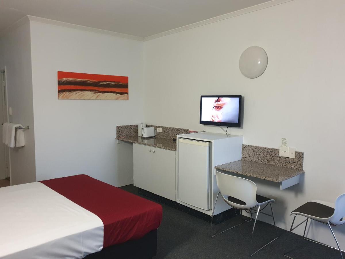 Southern Cross Motel Μπρίσμπεϊν Εξωτερικό φωτογραφία