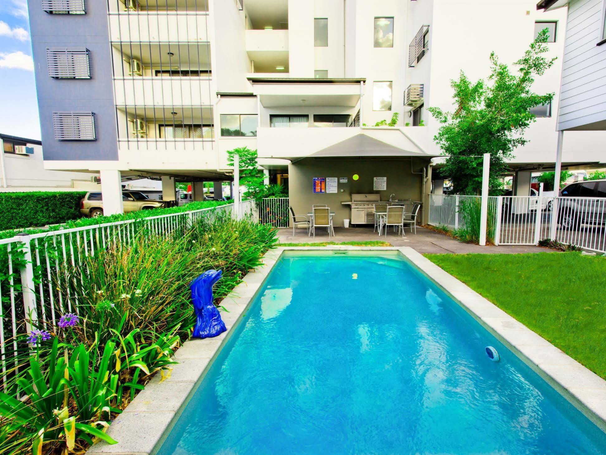 Southern Cross Motel Μπρίσμπεϊν Εξωτερικό φωτογραφία